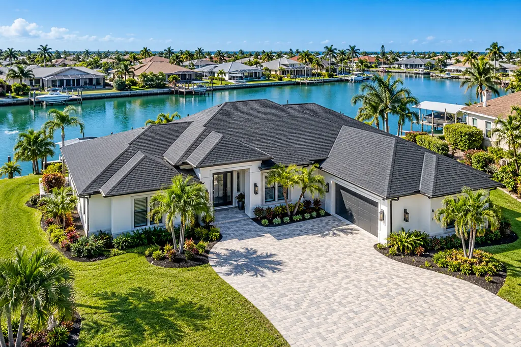 Architectural shingle roof on a Cape Coral home